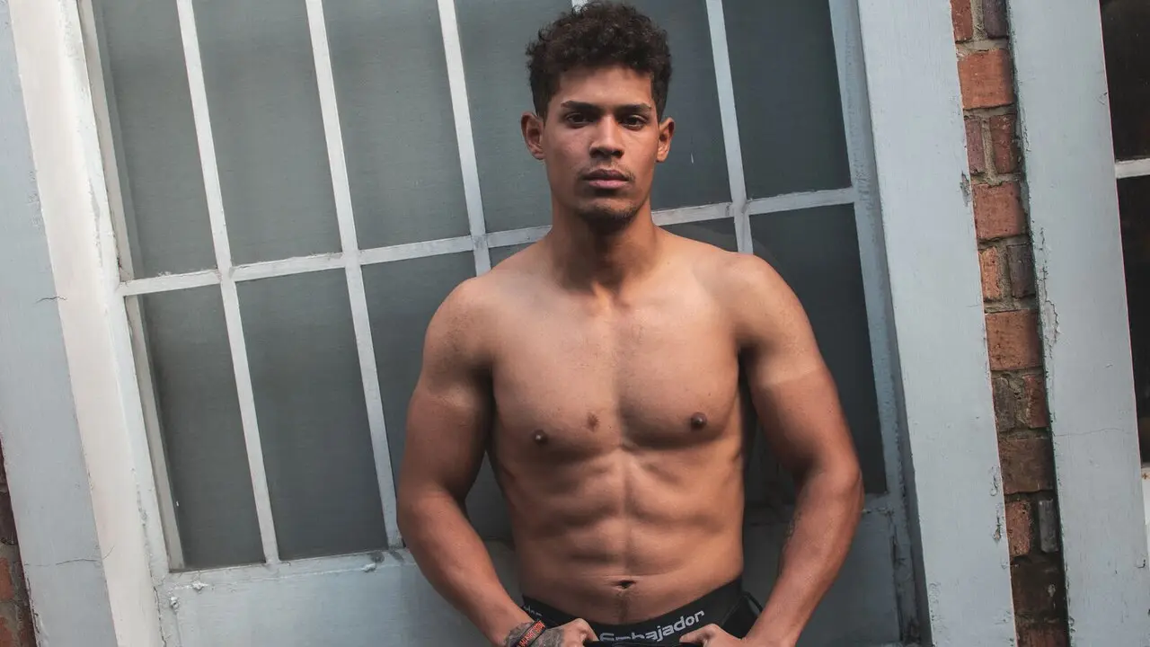 Join AlexanderJhons’s Live Webcam Show