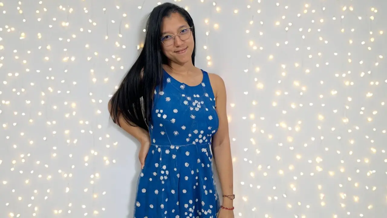 Join AmandaMendez’s Live Webcam Show
