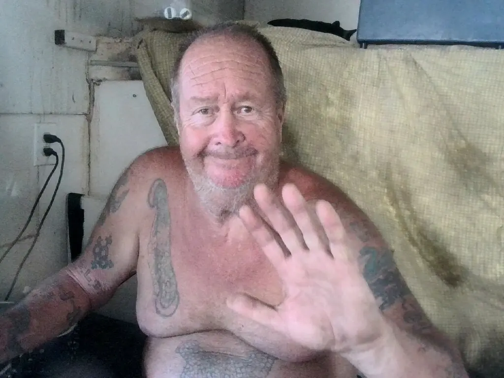Join AndersRoberts’s Live Webcam Show