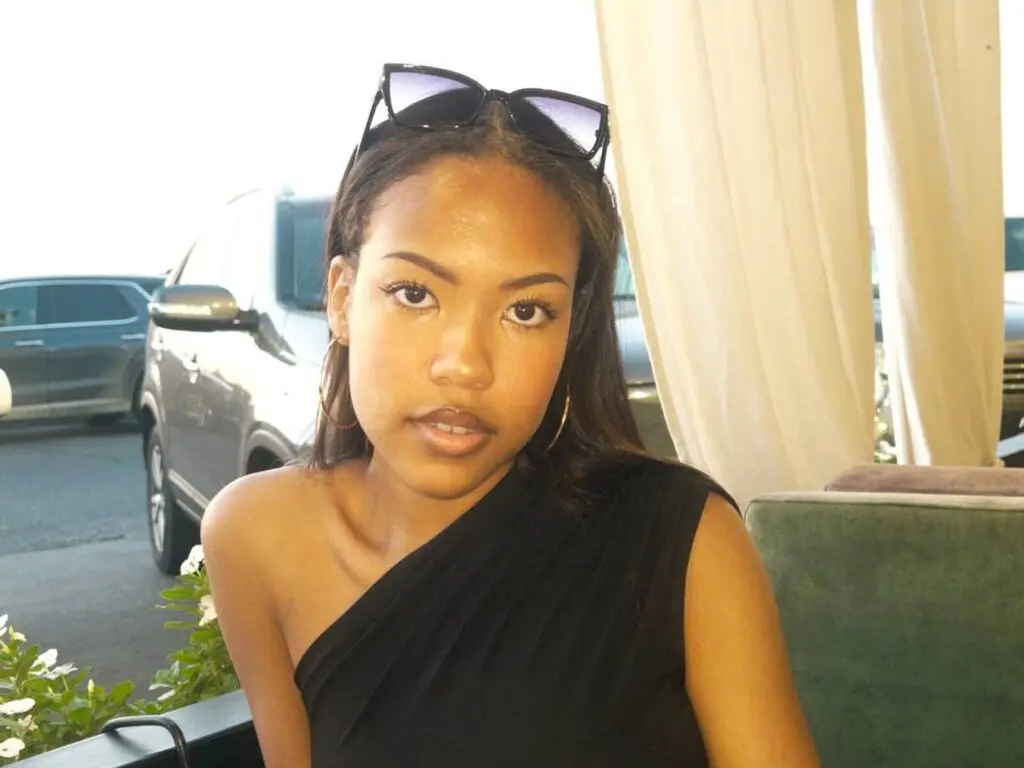 Join AshleyBurner’s Live Webcam Show