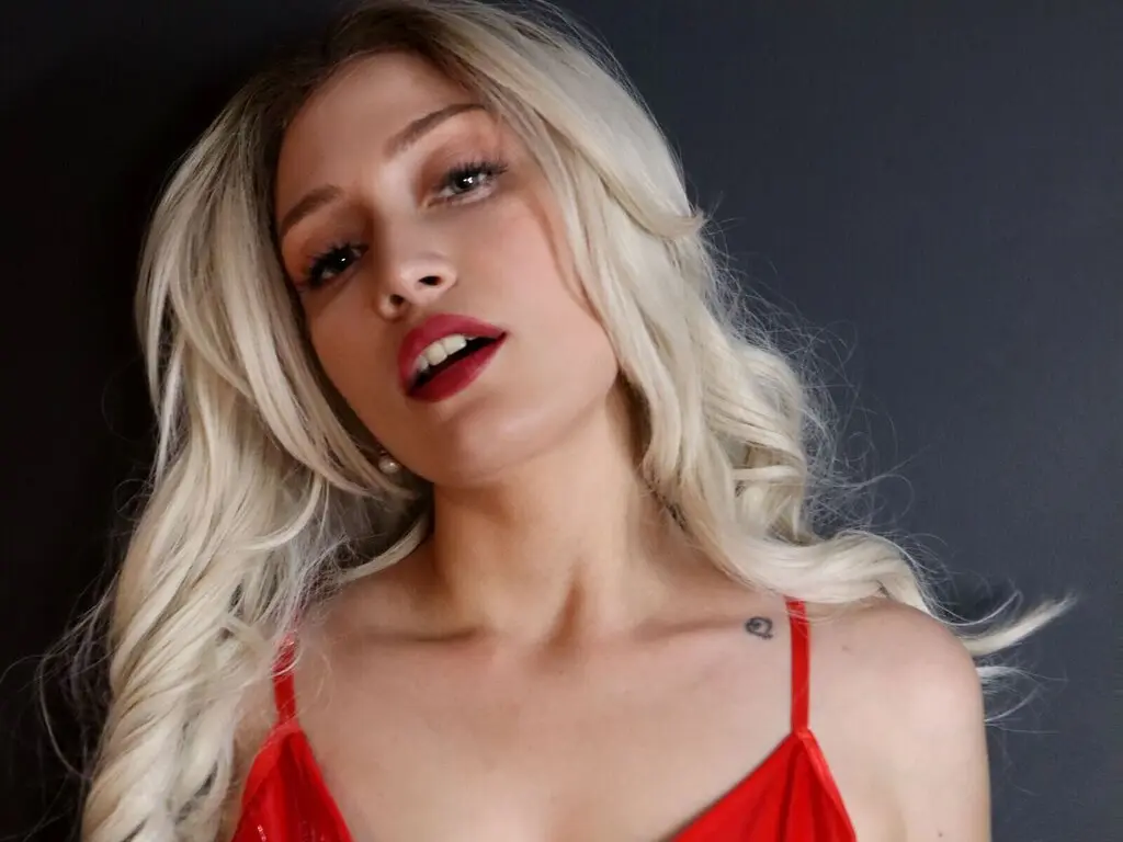 Join AugustineOlsen’s Live Webcam Show