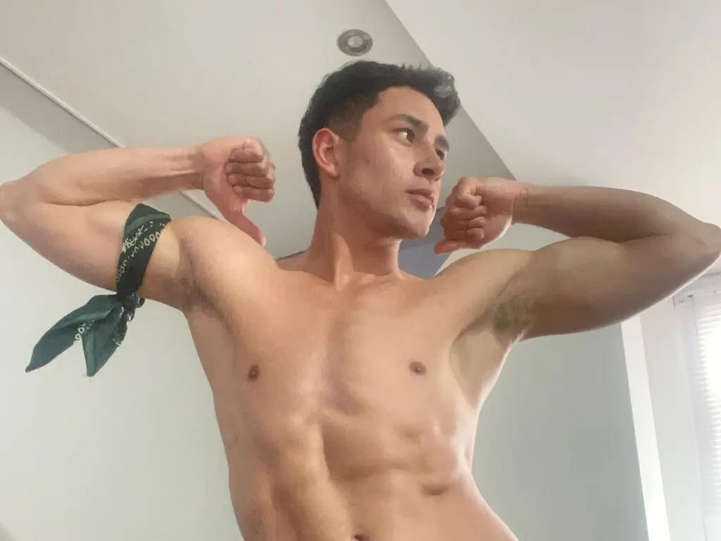 Join AustinDavid’s Live Webcam Show