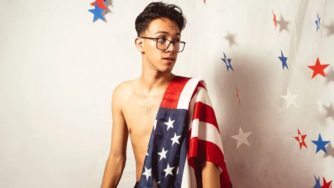Join AustinReed’s Live Webcam Show