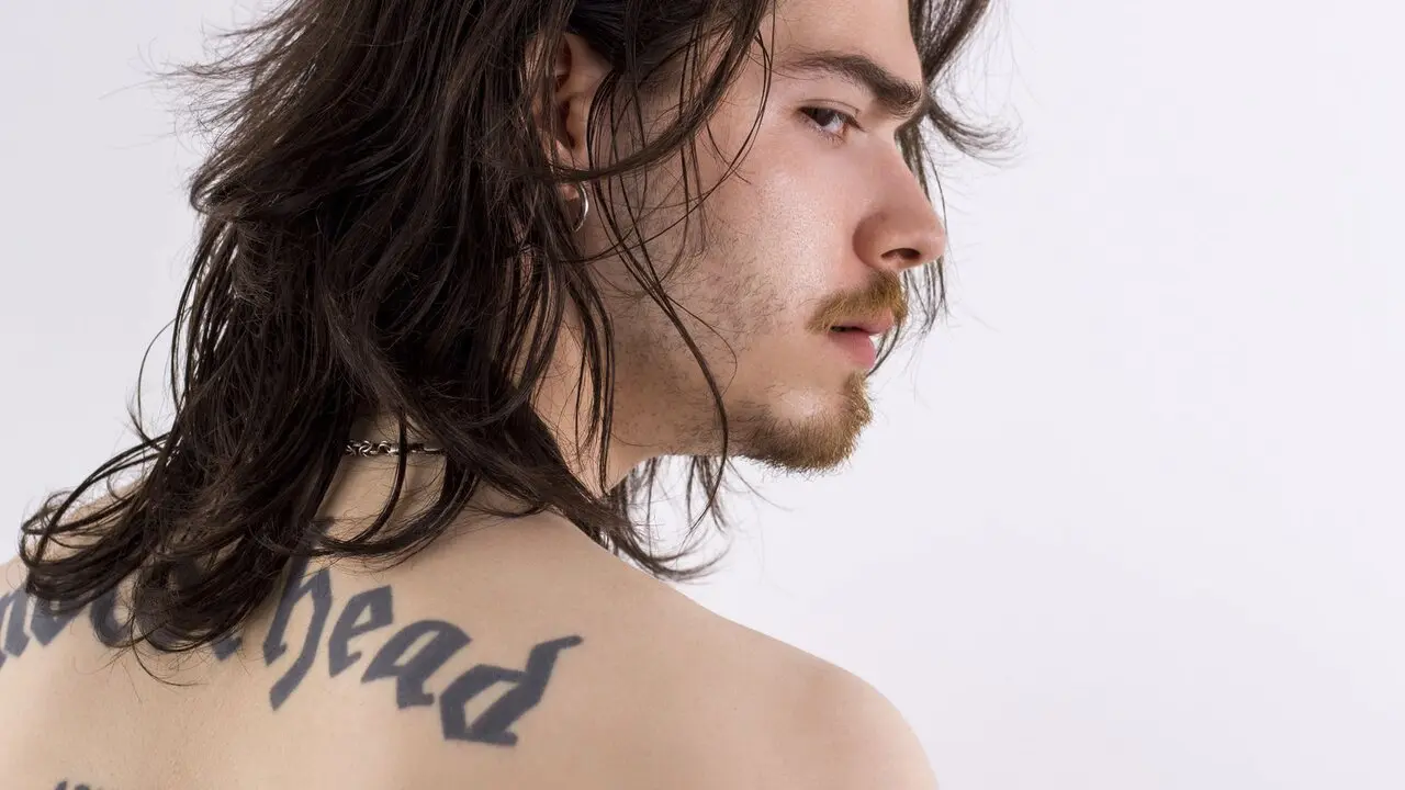 Join AyaxSpade’s Live Webcam Show