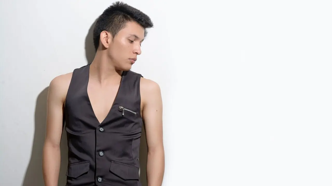 Join ClarkJarvis’s Live Webcam Show