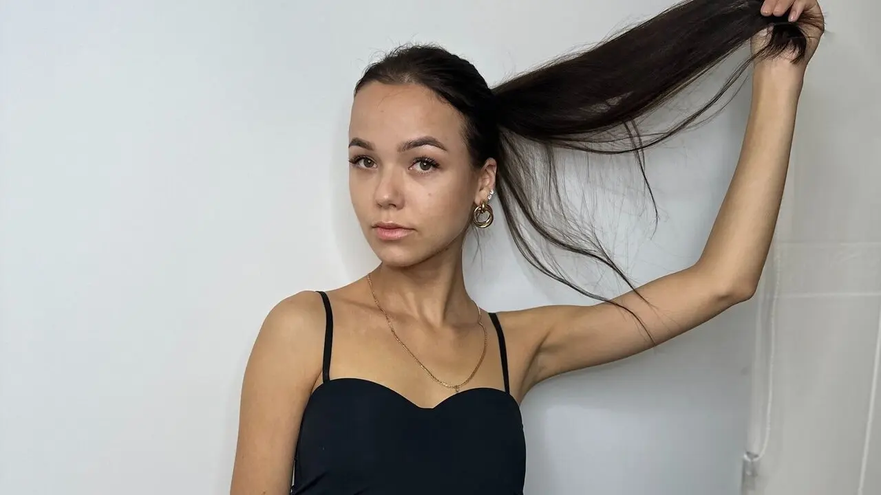 Join ConstanceFarabee’s Live Webcam Show
