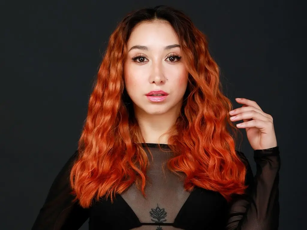 Join CristalMurphy’s Live Webcam Show