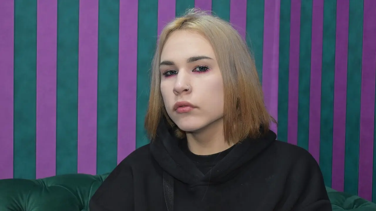 Join ElizabethSolt’s Live Webcam Show