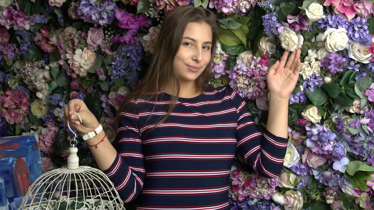 Join EllaJoyss’s Live Webcam Show