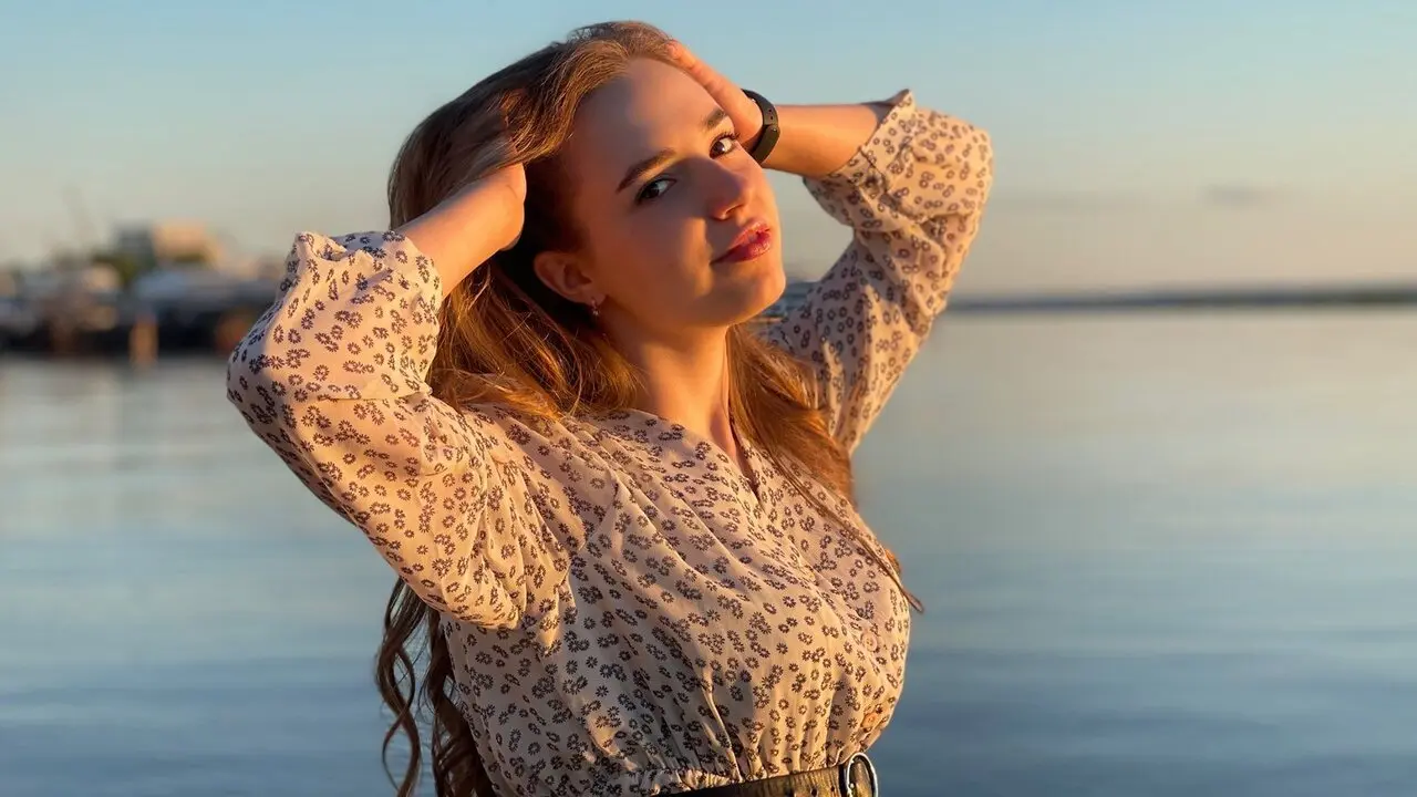 Join EvaLakers’s Live Webcam Show