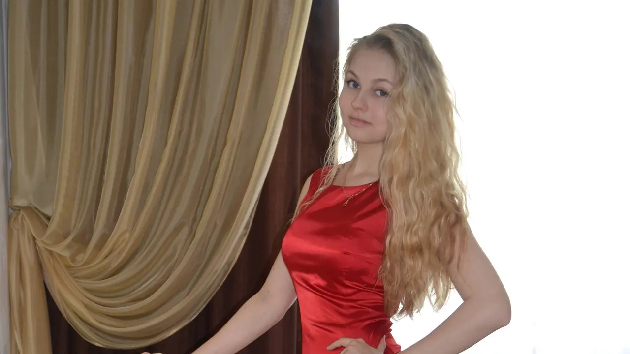 Join EvaMorgan’s Live Webcam Show