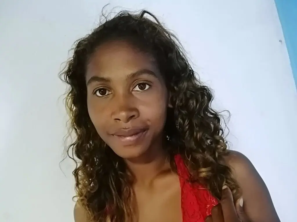 Join FaezahGuevarah’s Live Webcam Show