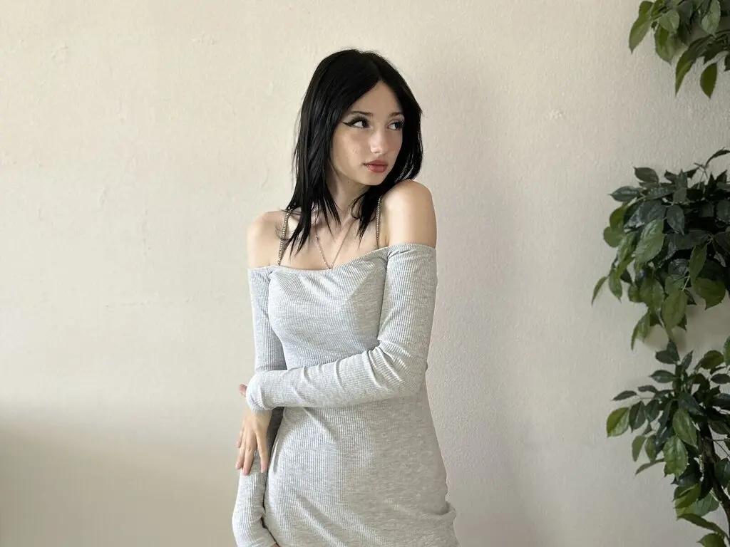 Join FrancesCarr’s Live Webcam Show