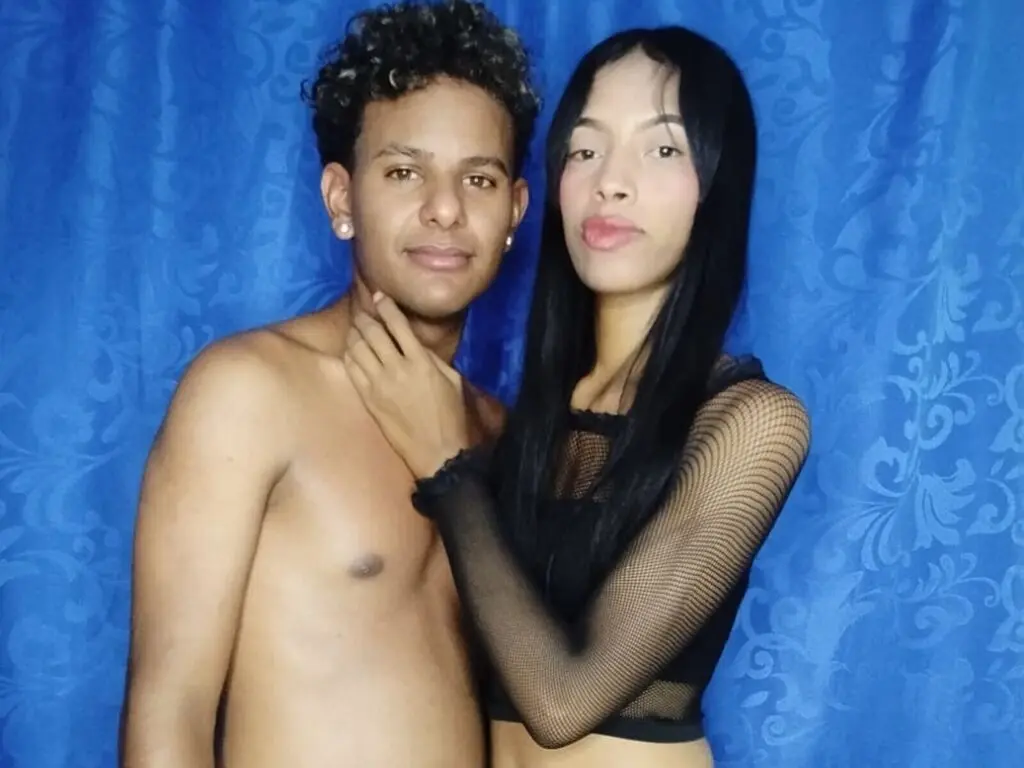Join HonayandRoberth’s Live Webcam Show
