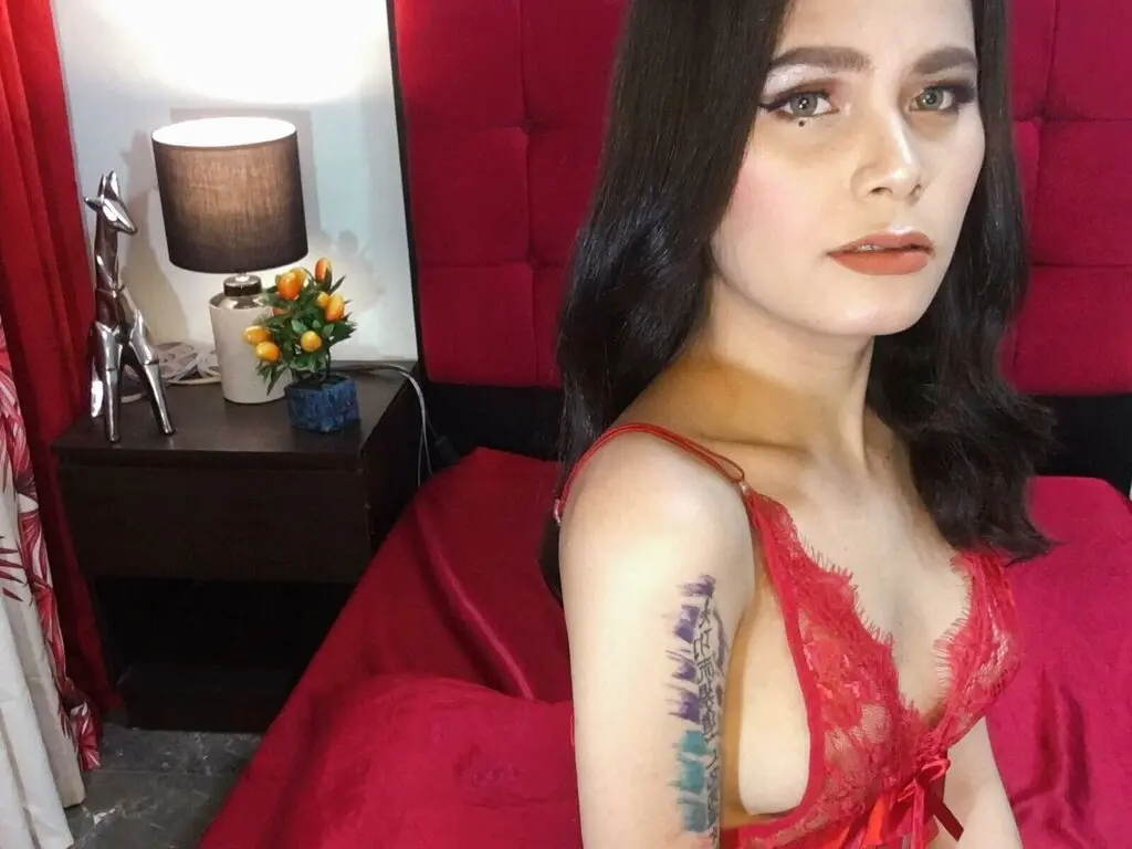 Join IvanaJaxton’s Live Webcam Show