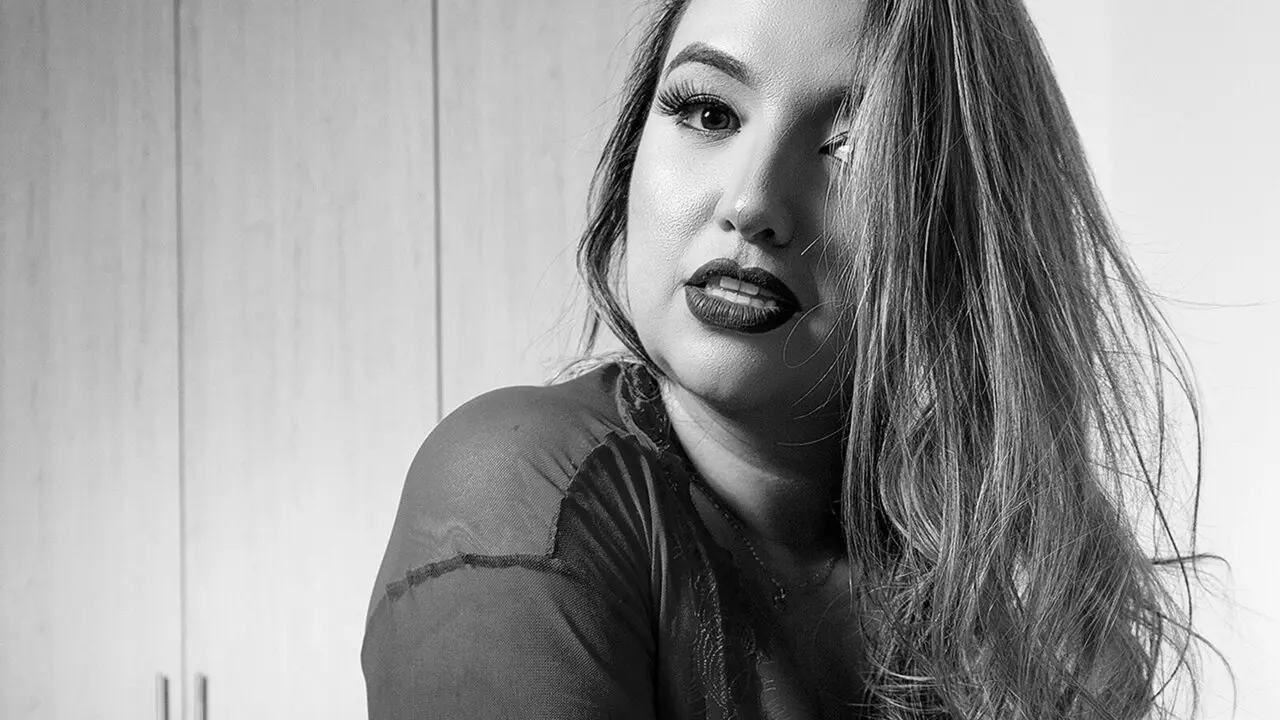 Join IvetteLuis’s Live Webcam Show