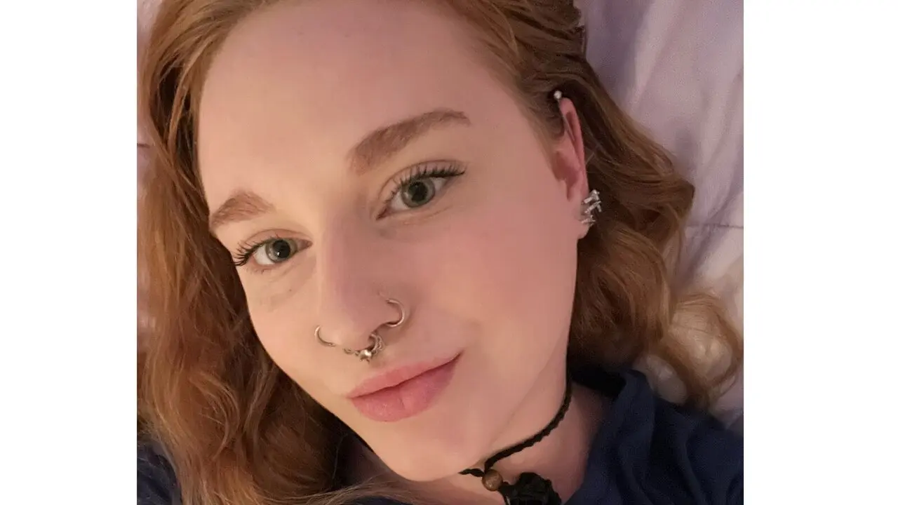 Join JasmineEmerald’s Live Webcam Show