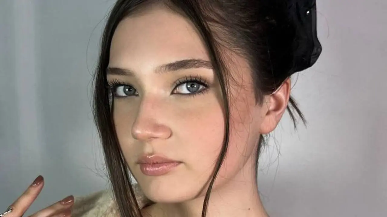 Join KatherineWilk’s Live Webcam Show