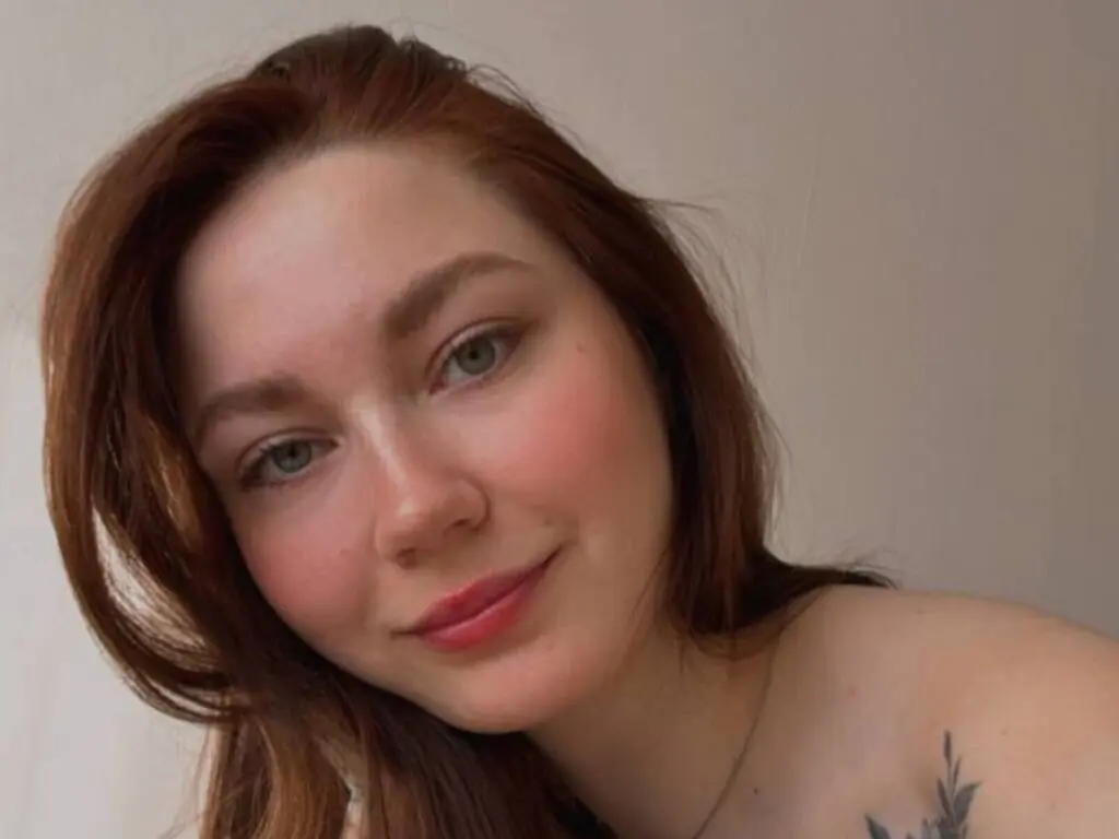 Join KatherineWoods’s Live Webcam Show