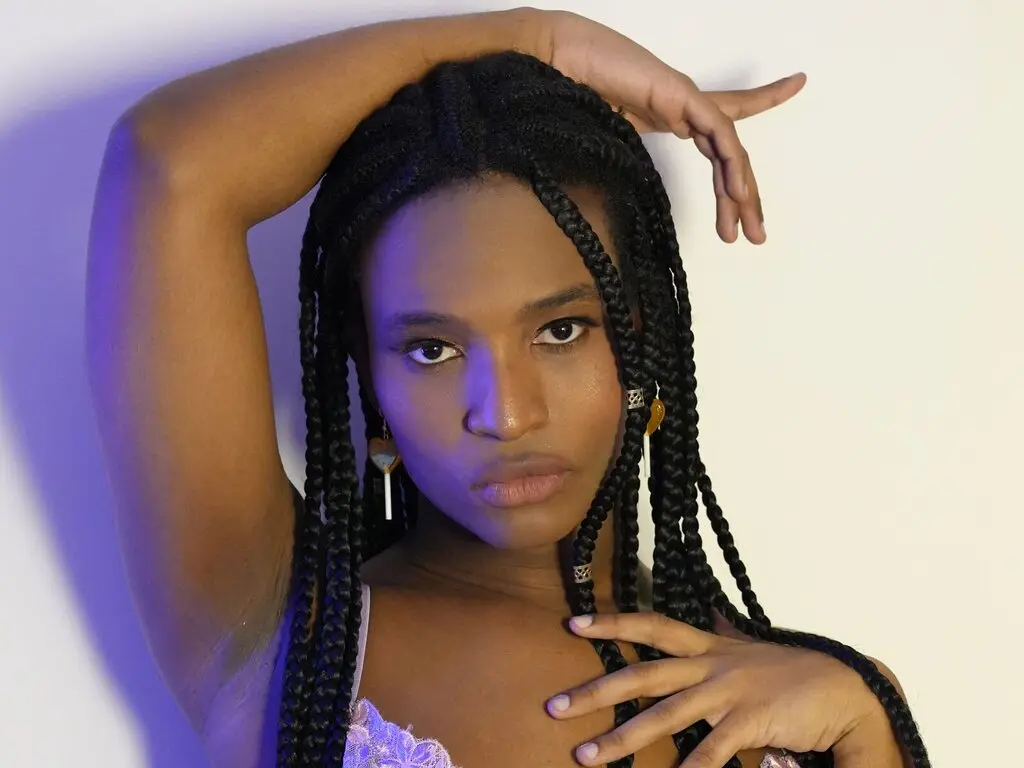 Join KeishallGum’s Live Webcam Show