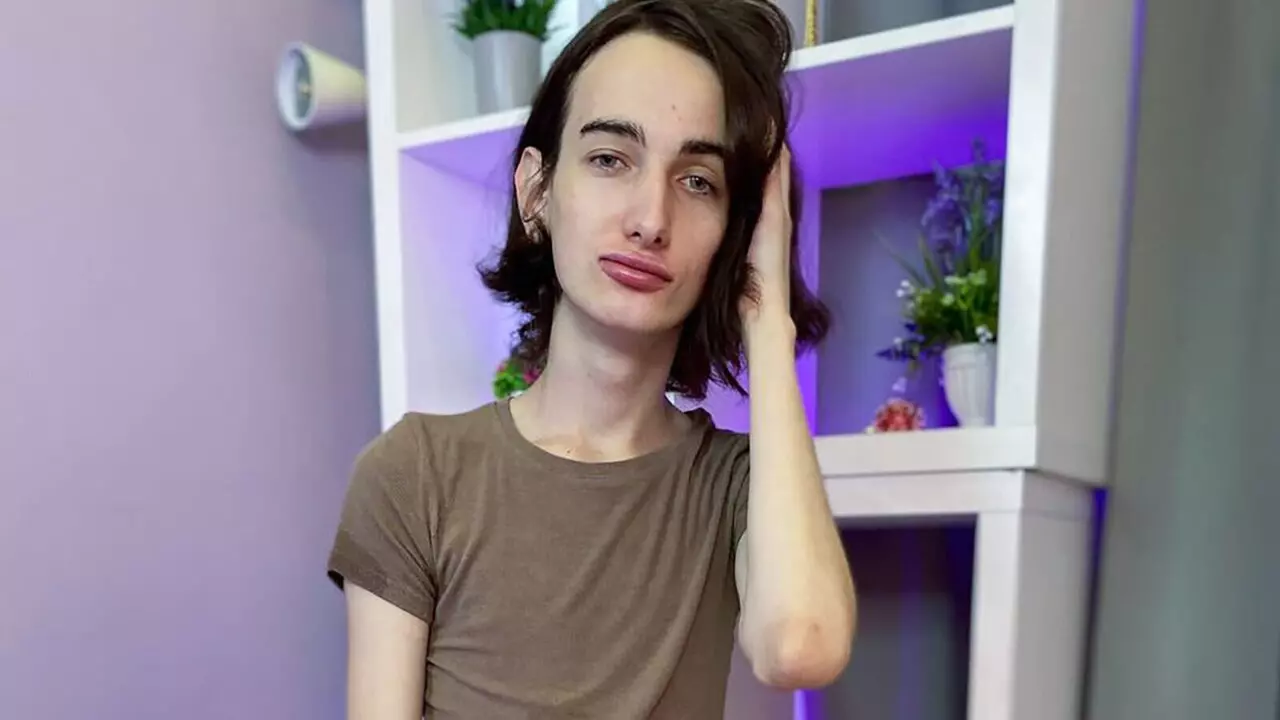 Join KenPage’s Live Webcam Show