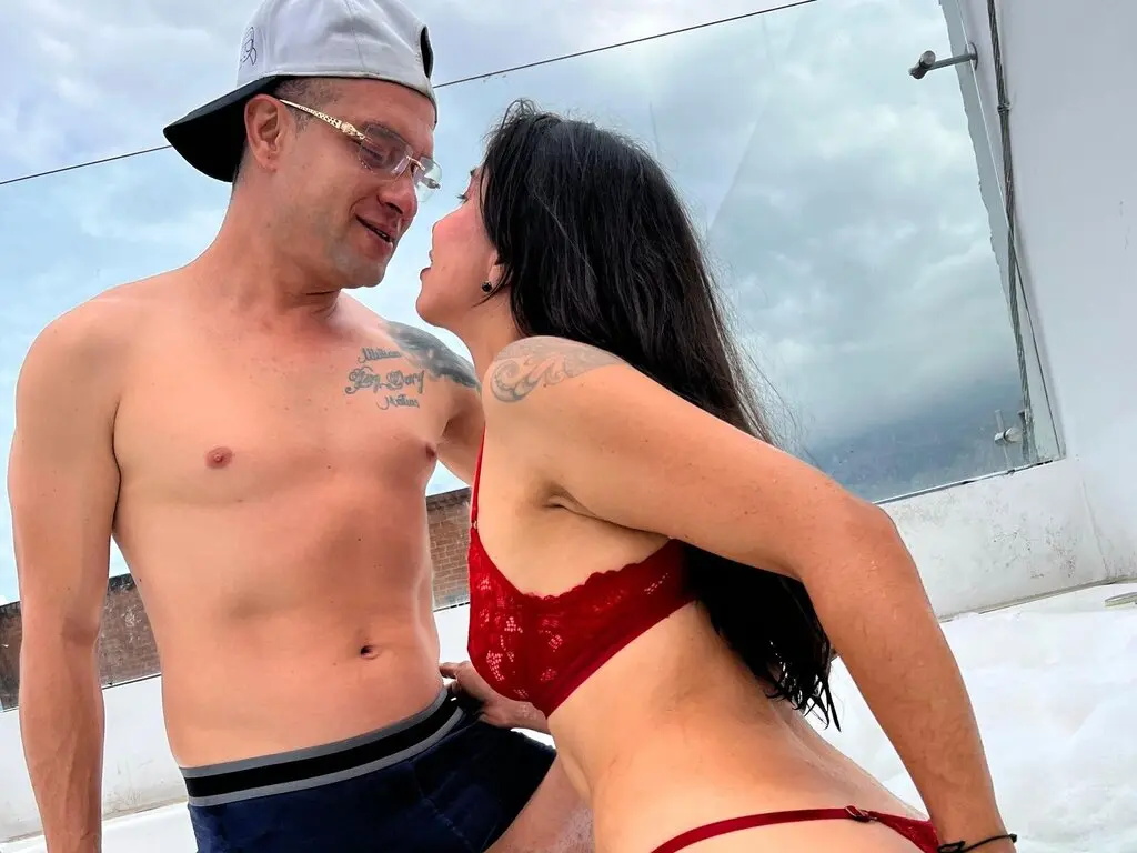 Join LiaAndNiico’s Live Webcam Show