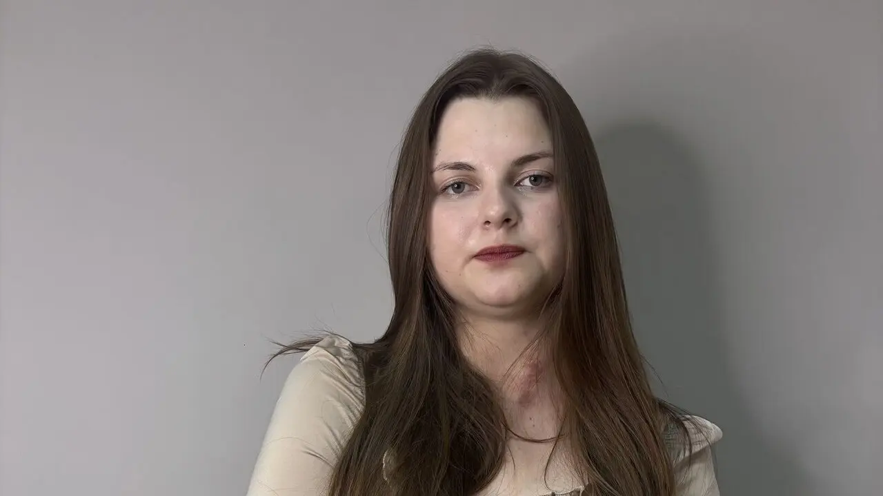Join LynnBeech’s Live Webcam Show