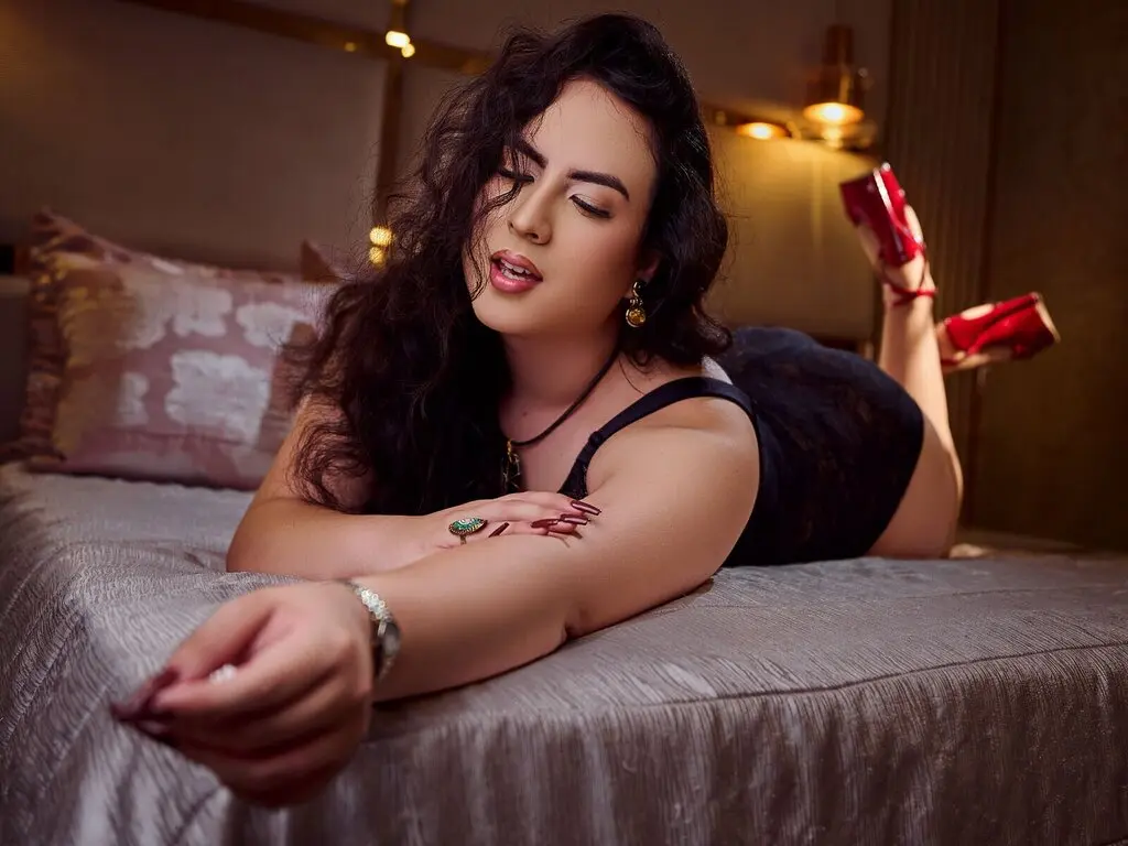 Join MadisonLee’s Live Webcam Show