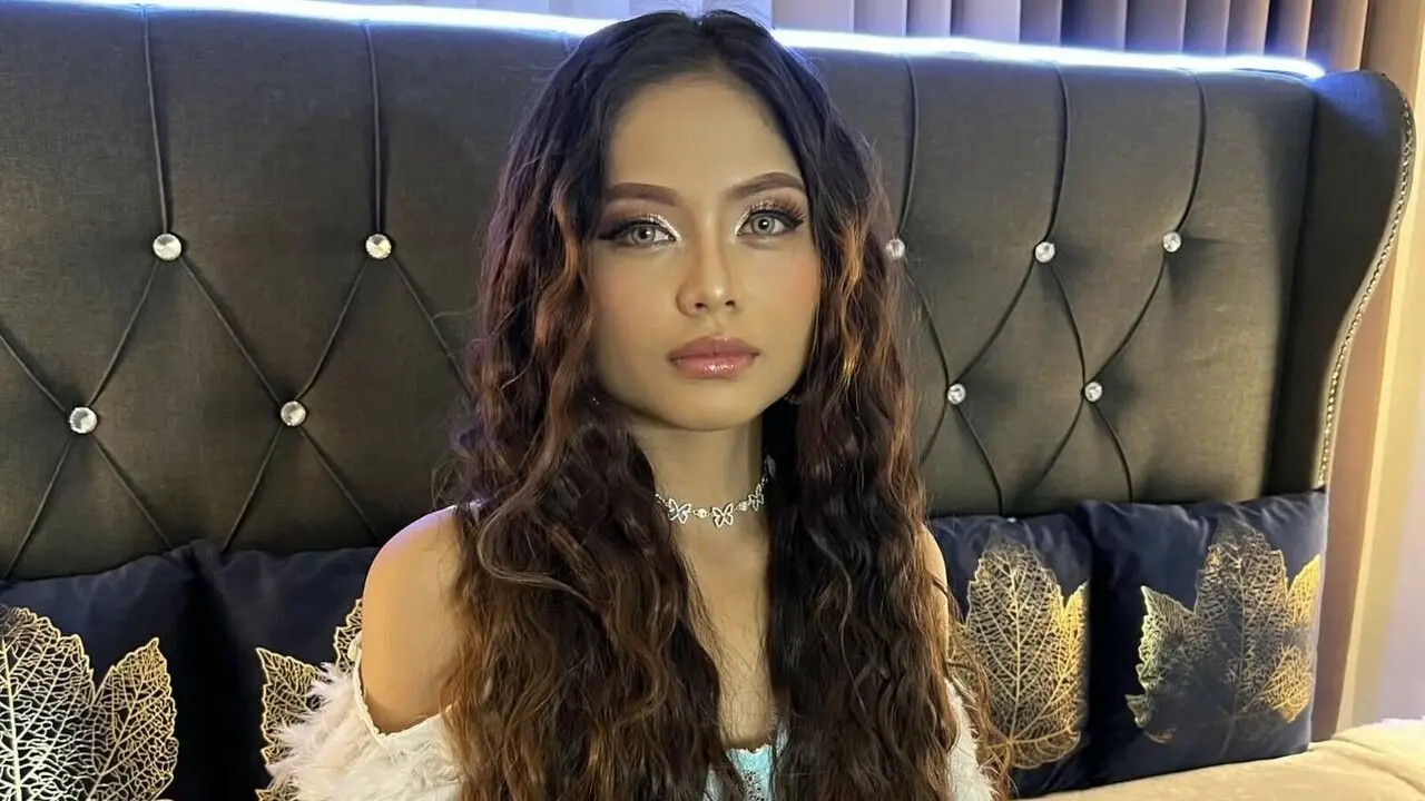 Join MadisonRiverra’s Live Webcam Show