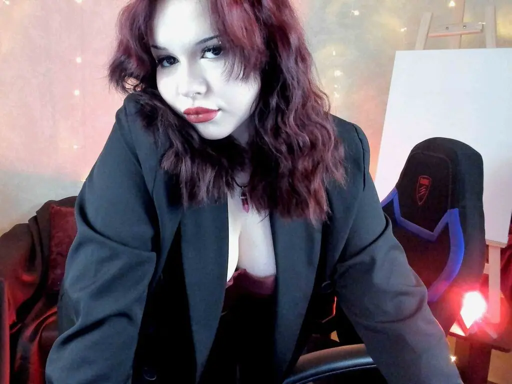 Join MarilynLamberts’s Live Webcam Show