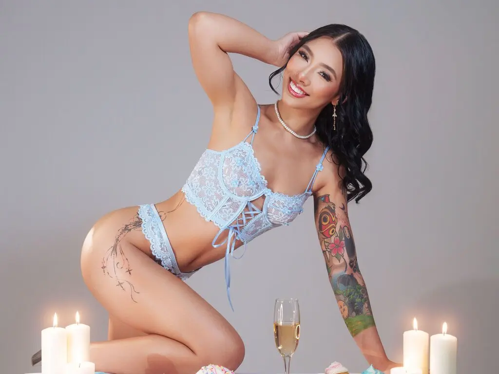 Join MarlaBolton’s Live Webcam Show