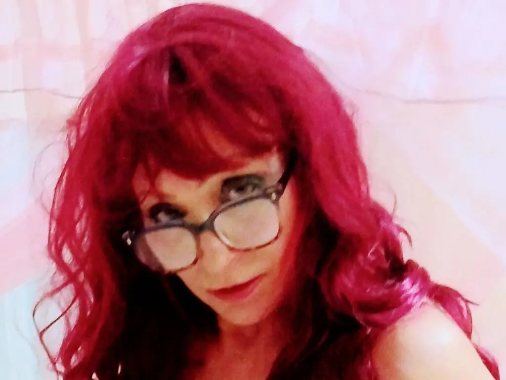 Join MsTyler’s Live Webcam Show