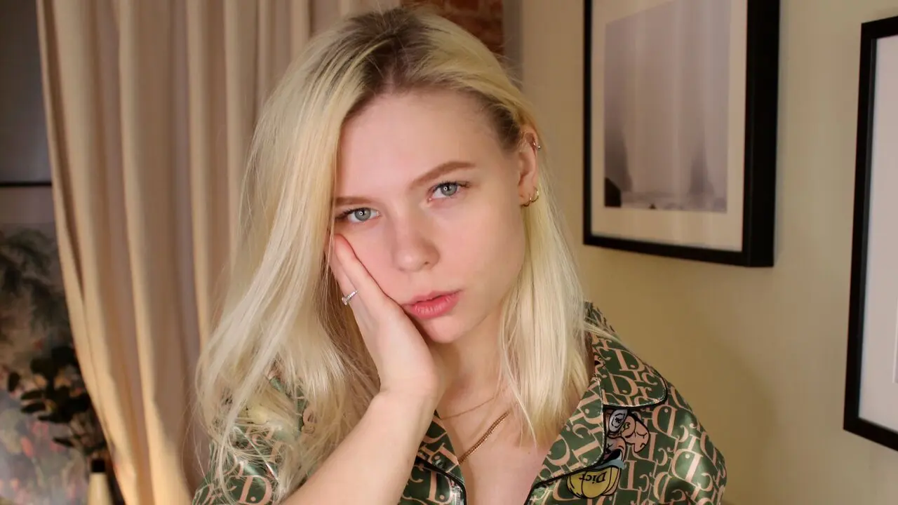 Join NalaNec’s Live Webcam Show