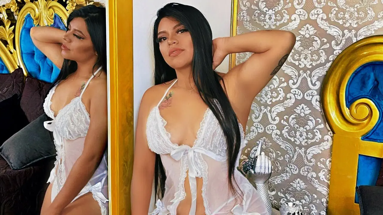 Join NatashaBakir’s Live Webcam Show