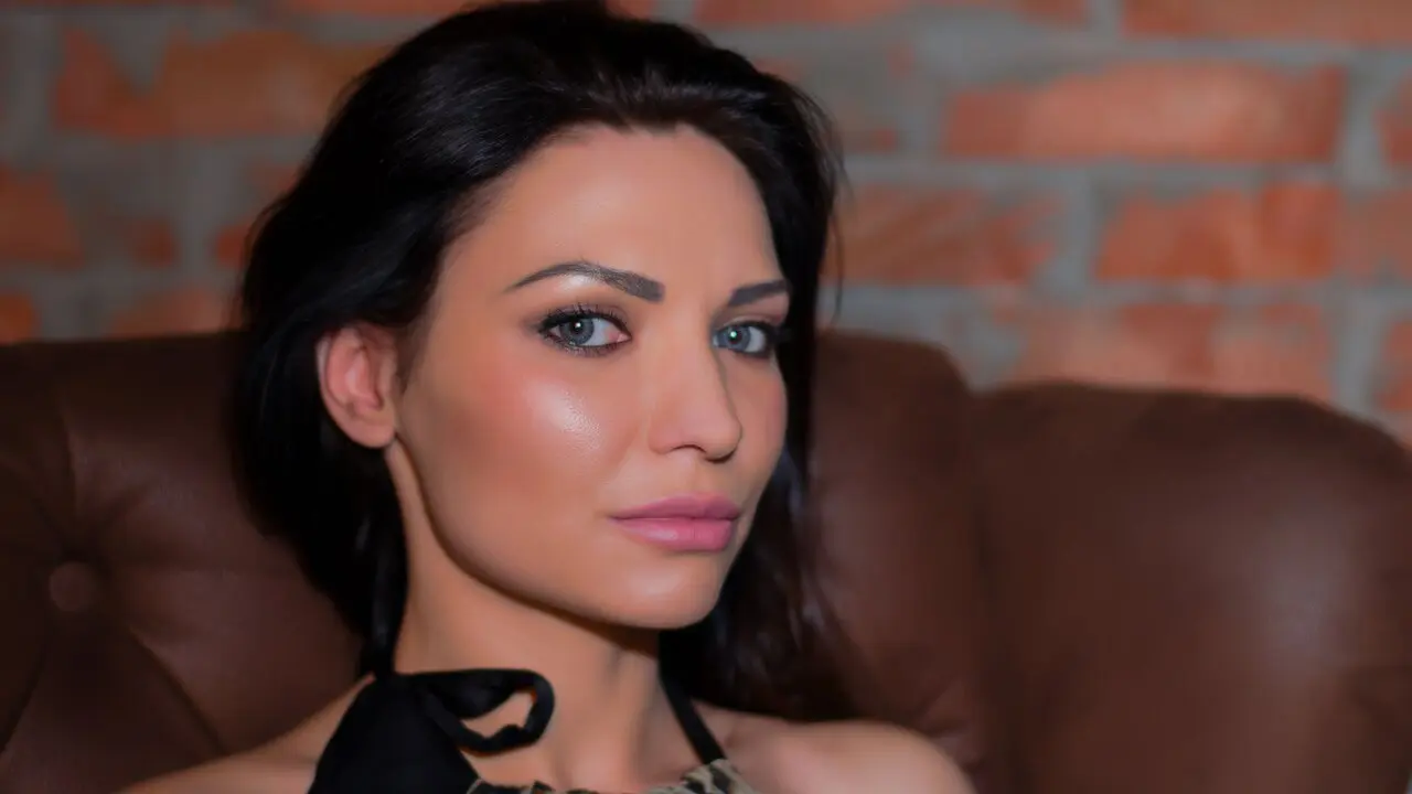 Join NikkiSugar’s Live Webcam Show