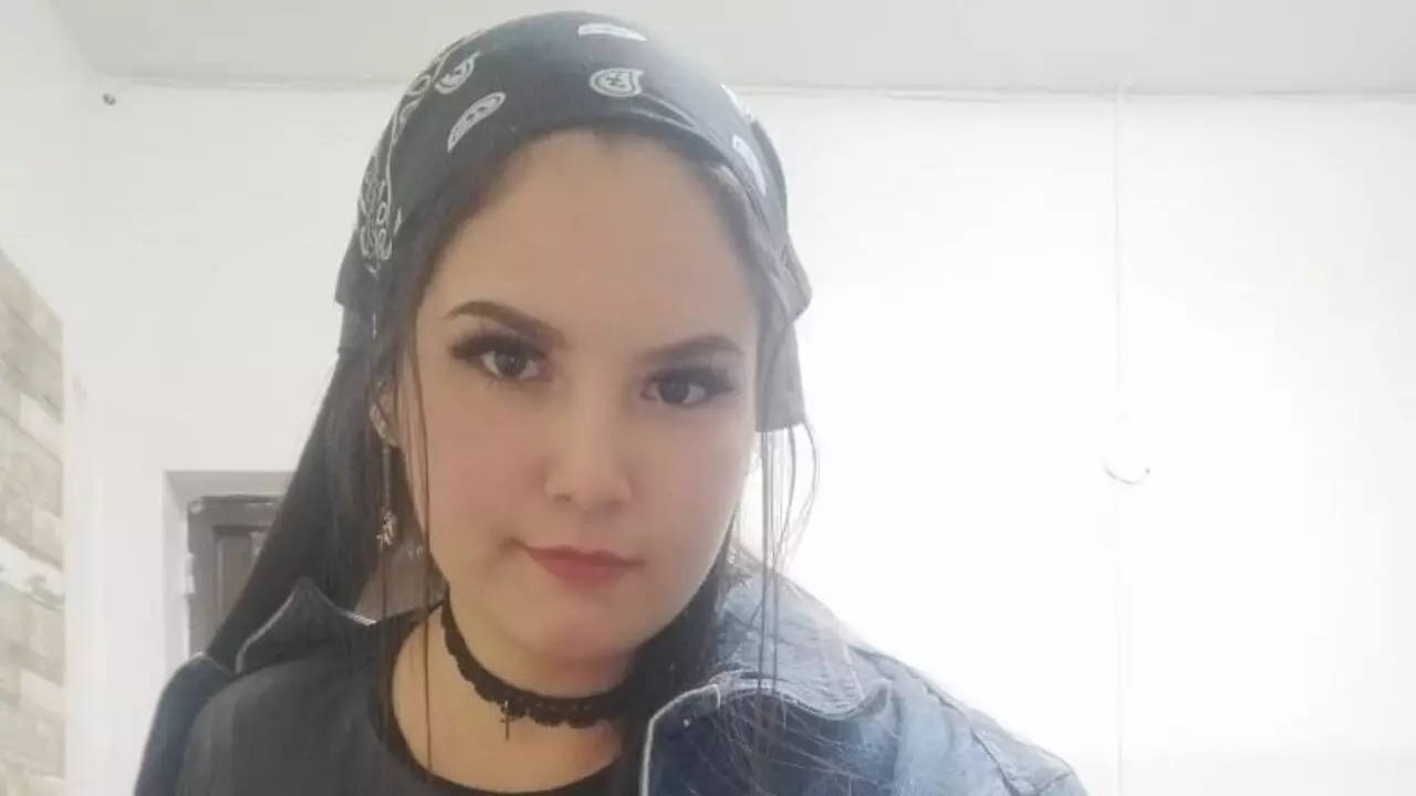 Join OliviaSiggs’s Live Webcam Show