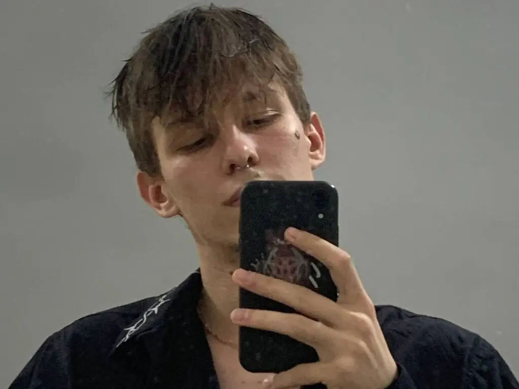 Join PackBevy’s Live Webcam Show