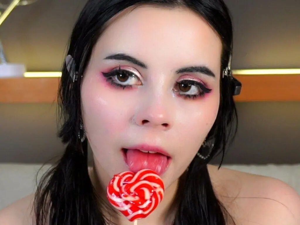 Join TateChubb’s Live Webcam Show