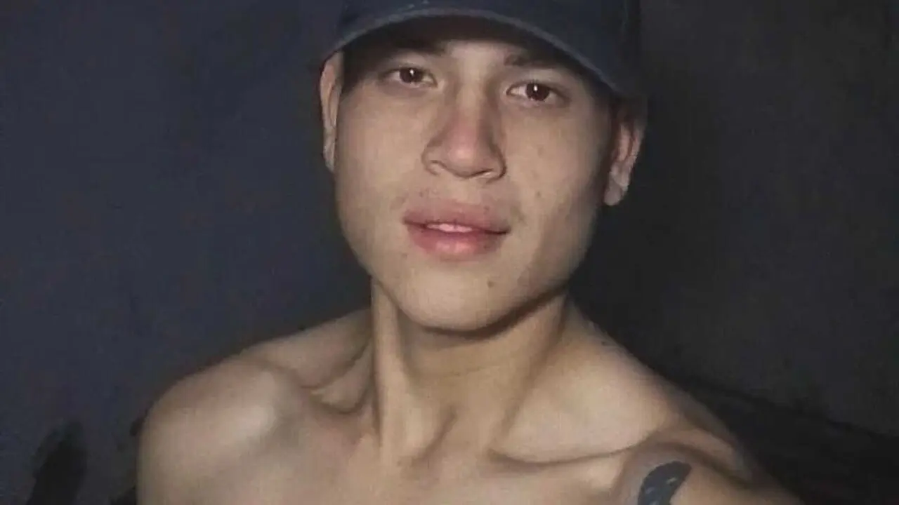 Join TaylorCosta’s Live Webcam Show