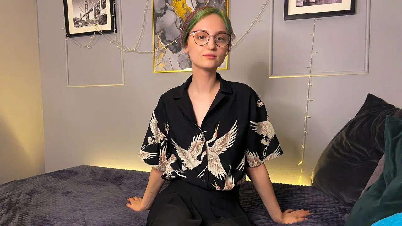 Join TrinityJonson’s Live Webcam Show