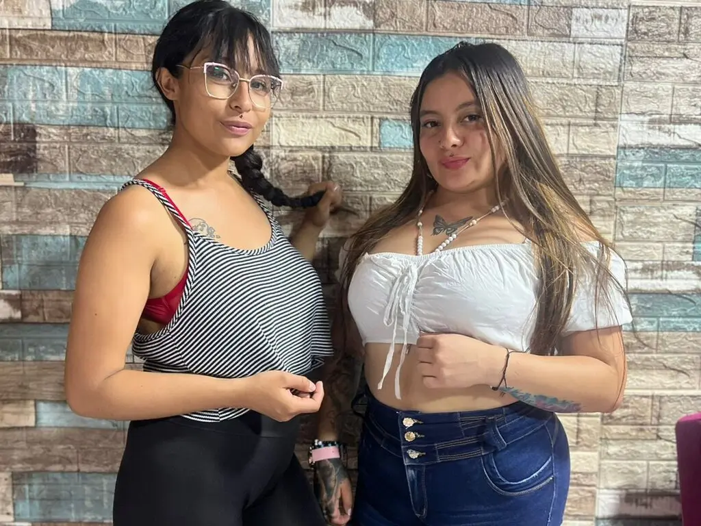Join VioletaAndLili’s Live Webcam Show