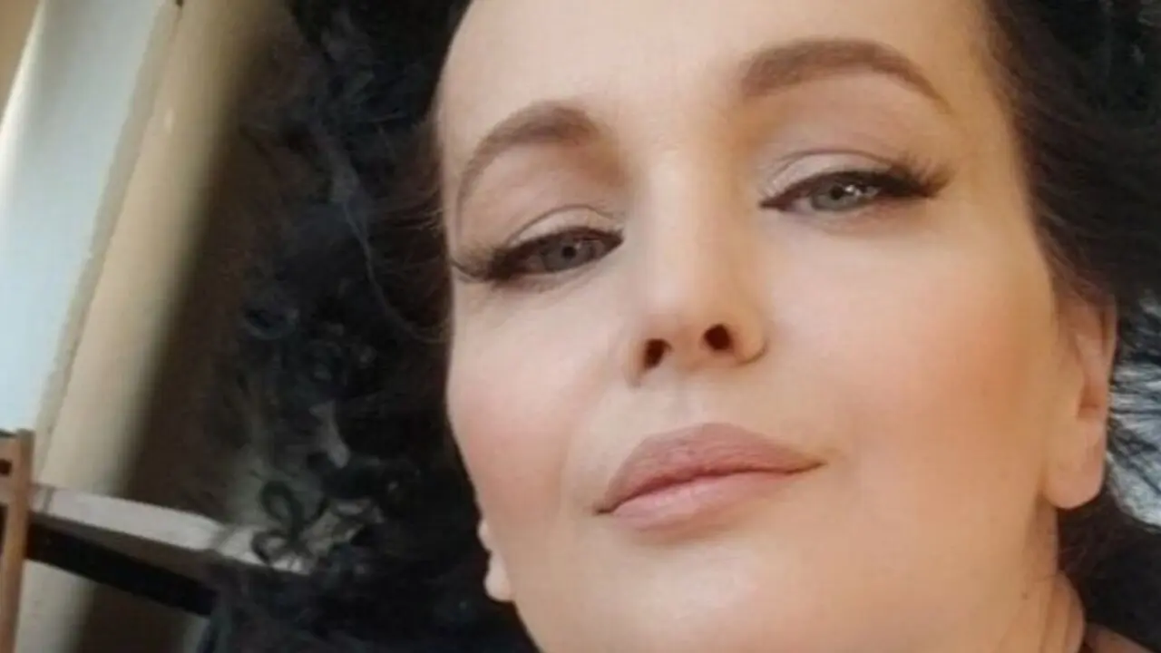 Join WitchRossi’s Live Webcam Show